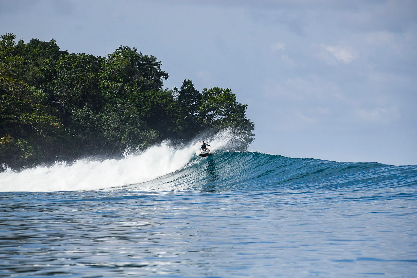 Pinang Island Waves Lolok 1